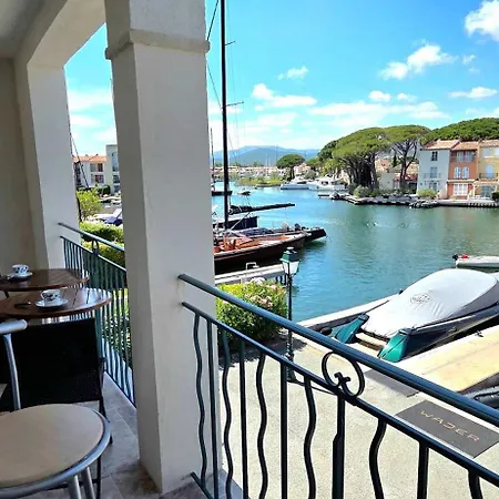 Le Balcon Des Canaux - Vue Spectaculaire Sur Les Canaux De Port-grimaud Appartement Port Grimaud