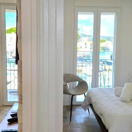 Le Balcon Des Canaux - Vue Spectaculaire Sur Les Canaux De Port-grimaud Port Grimaud